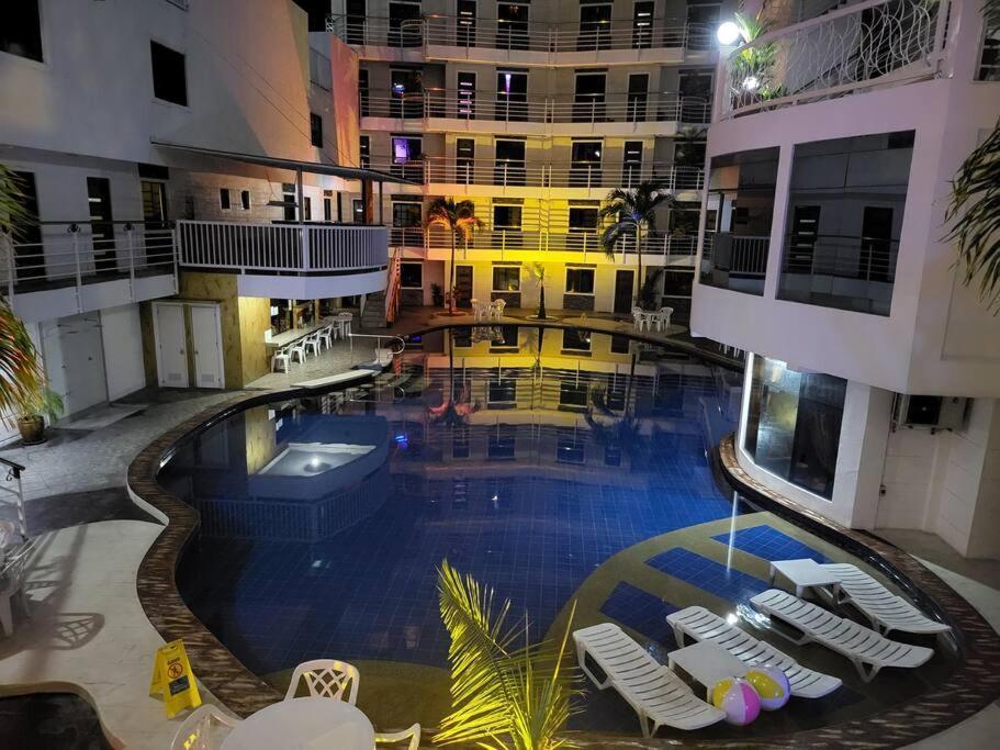 Kandi Resort-Type Spacious 1 Bedroom With Netflix And Free Housekeeping آنغلوس المظهر الخارجي الصورة